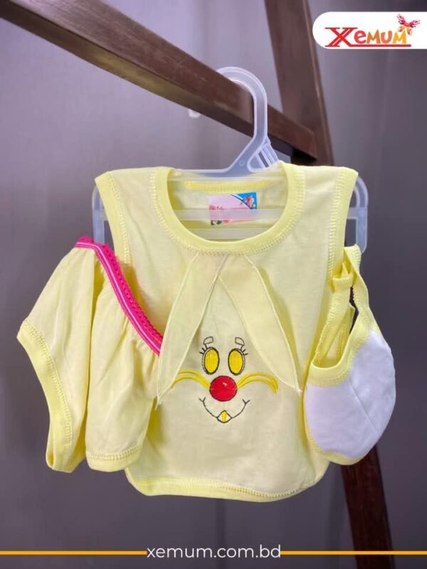 Newborn Baby dress 3 pes set (জামা +প্যান্ট +বিবস ) - Image 1