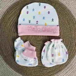 Baby Mitten Thai Cap Set Random Color Soft Newborn Baby Cap and Mitten Set